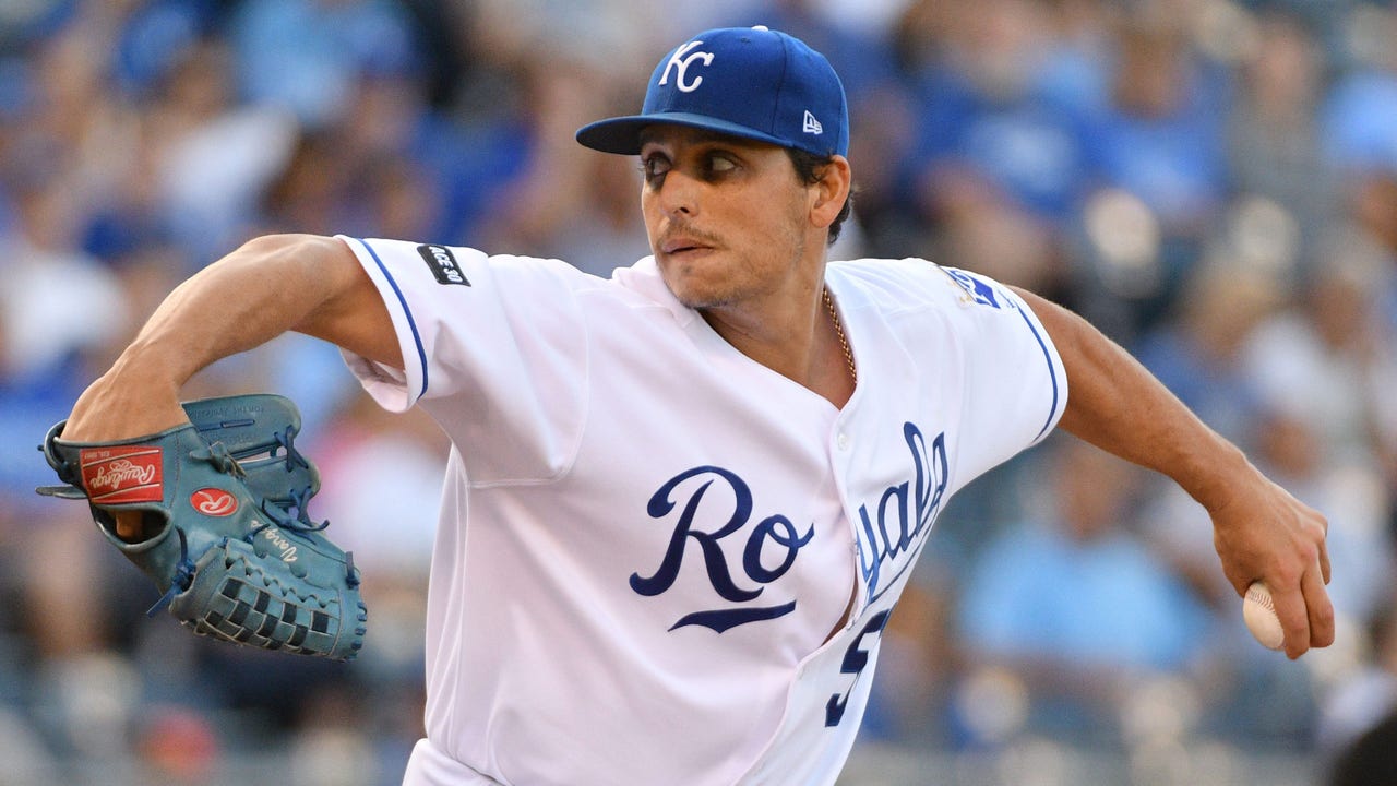 Vargas pitches Royals past Astros in 7-5 win